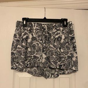 Old Navy fabric shorts